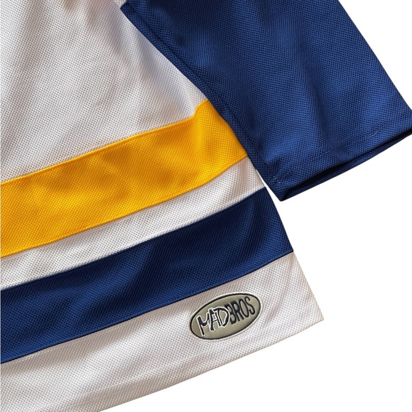 Charlestown Chiefs Mad Bros White Hockey Jersey Hanson #17 Size XXXL Fight Strap - Picture 6 of 15